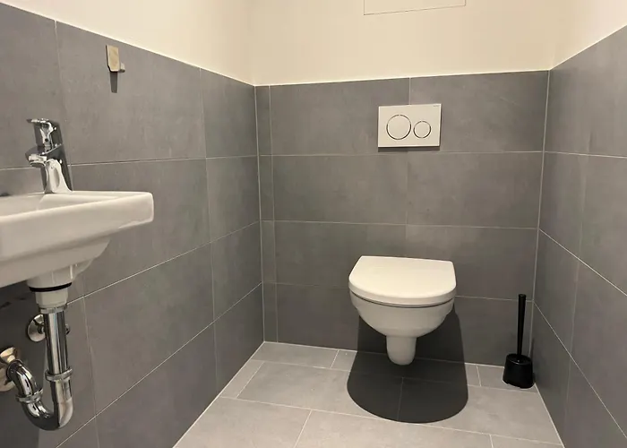 Danube With Balcony & Free Parking * Viena