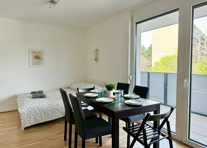 Danube With Balcony & Free Parking * Viena