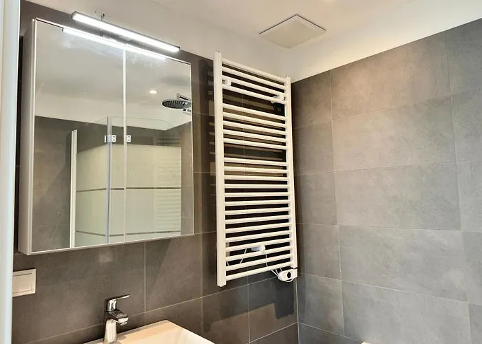 Danube With Balcony & Free Parking * Viena